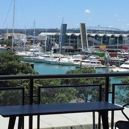 Appartamento Luxury Waterfront Nest Above Viaduct Harbour Auckland Esterno foto