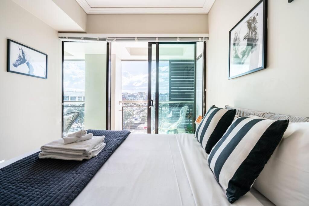 Appartamento Luxury Waterfront Nest Above Viaduct Harbour Auckland Esterno foto